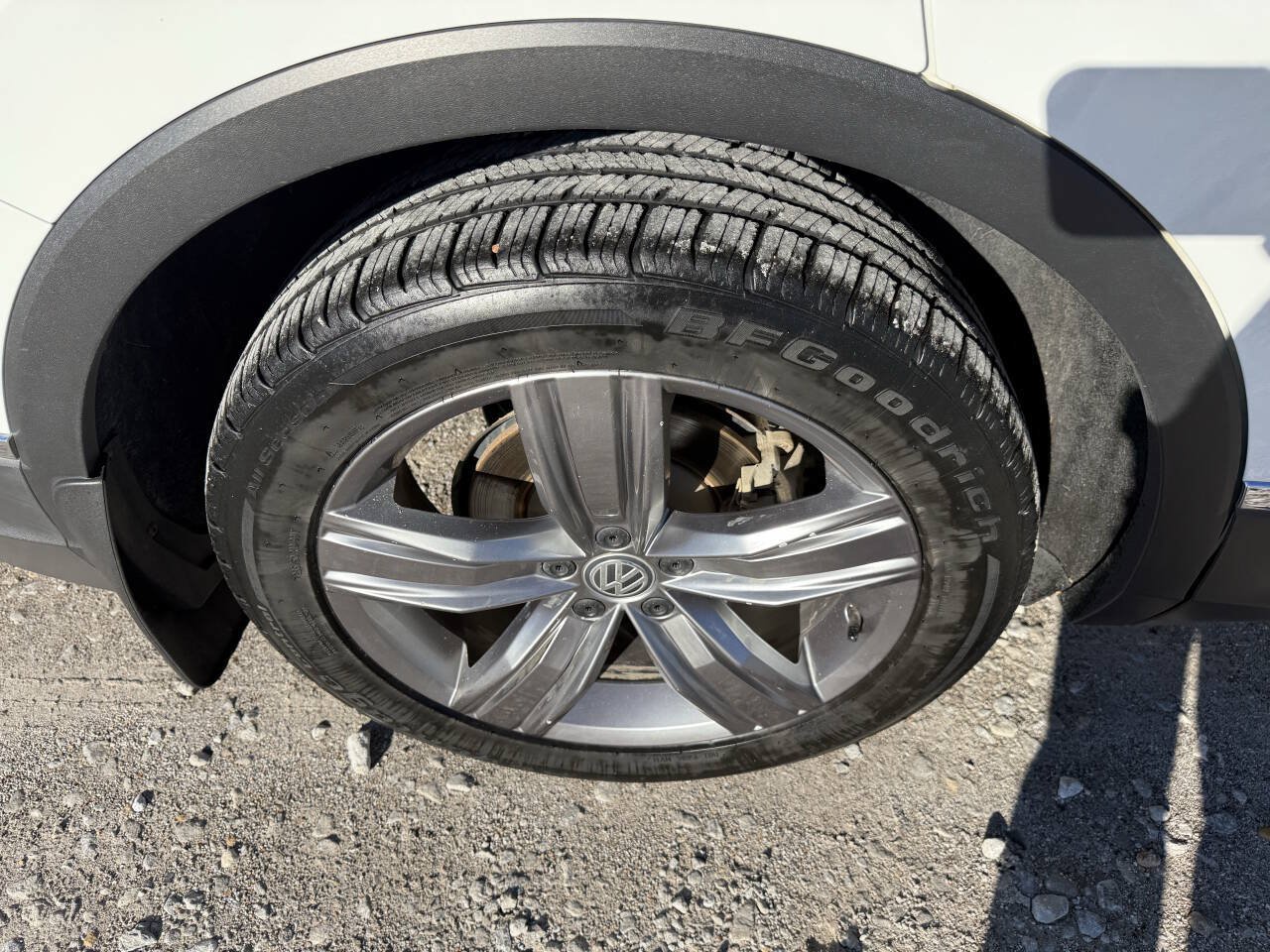 Used 2019 Volkswagen Tiguan SEL Premium AWD/4WD image 10