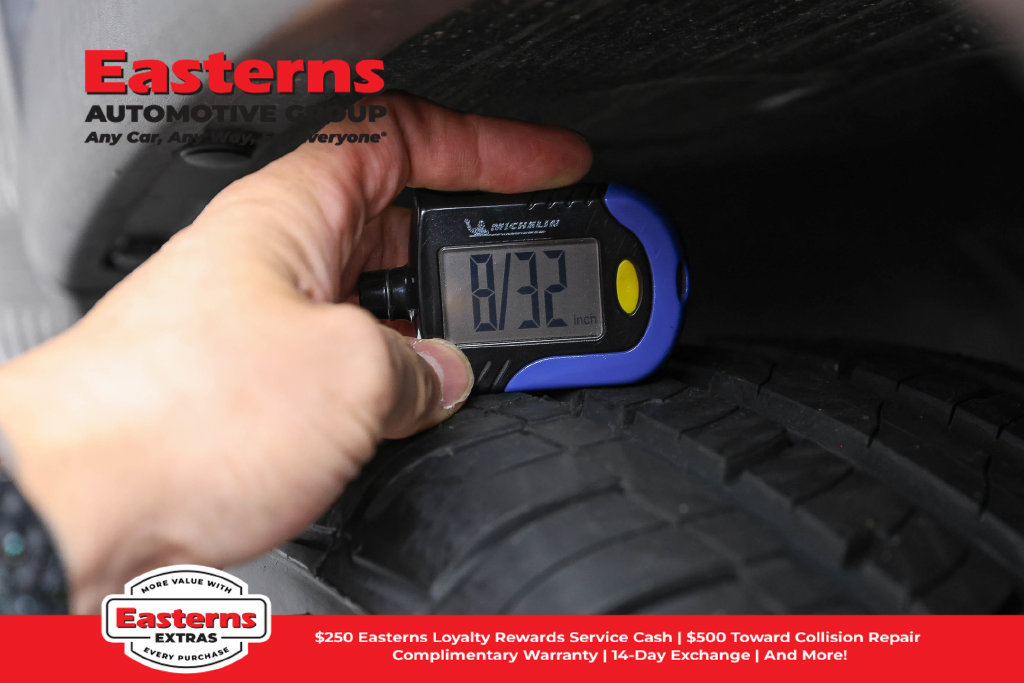 Used 2020 Jeep Compass Latitude AWD/4WD image 30