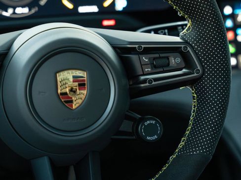 Used 2022 Porsche Taycan Turbo S image 58