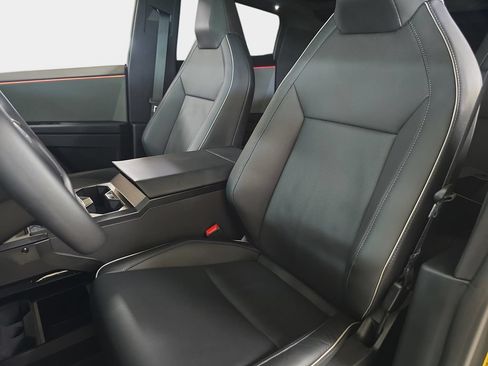 Used 2024 Tesla Cybertruck Cyberbeast AWD/4WD image 17