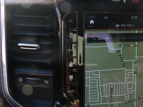 Used 2021 RAM 1500 Limited image 33