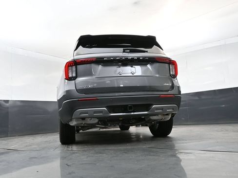 New 2026 Ford Explorer Active w/ Active Comfort Package AWD/4WD image 15