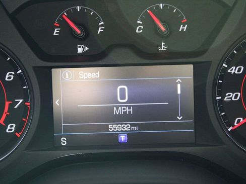 Used 2020 Chevrolet Camaro LT w/ RS Package image 14