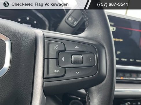 Used 2025 GMC Sierra 1500 SLT image 36