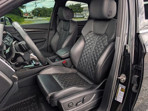 Used 2023 Audi SQ5 Premium Plus w/ Premium Plus Package AWD/4WD image 14