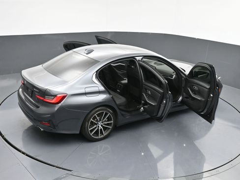 Used 2020 BMW 330i Sedan w/ Convenience Package image 46