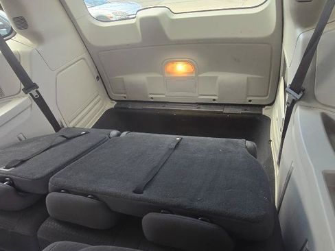 Used 2010 Dodge Grand Caravan SXT FWD image 13