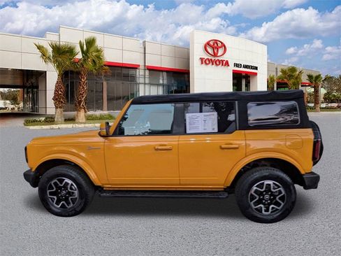 Used 2022 Ford Bronco Outer Banks image 7