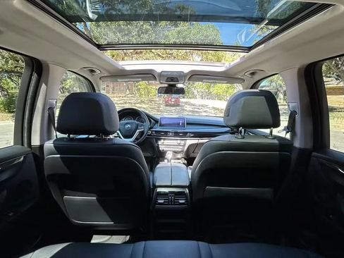 Used 2015 BMW X5 xDrive35i image 3