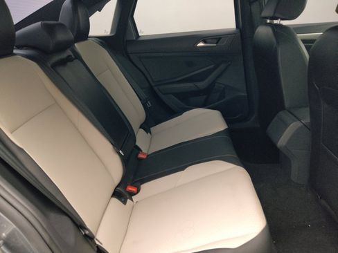 Used 2019 Volkswagen Jetta R-Line FWD image 19