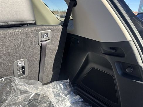 New 2025 Honda Pilot Touring image 29