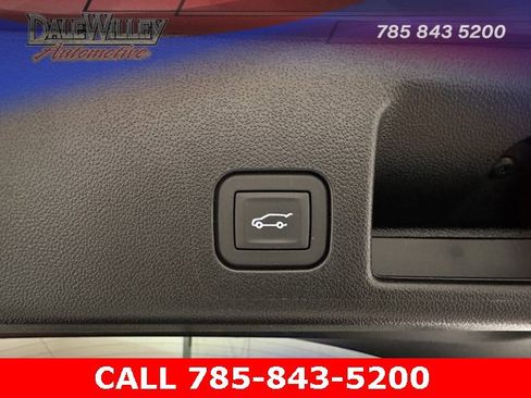 Used 2024 Chevrolet Equinox EV LT image 21