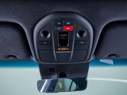 Used 2026 Genesis G70 3.3T Sport Prestige image 26