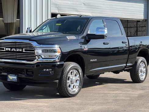 Used 2024 RAM 2500 Laramie w/ Safety Group image 8