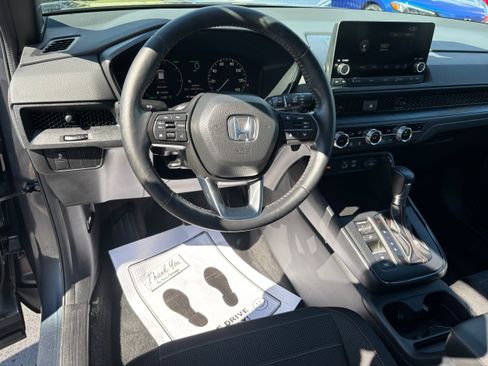 Used 2024 Honda CR-V Sport image 17