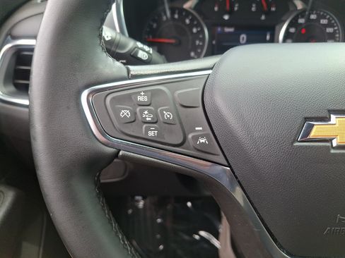 Used 2023 Chevrolet Equinox LT AWD/4WD image 20