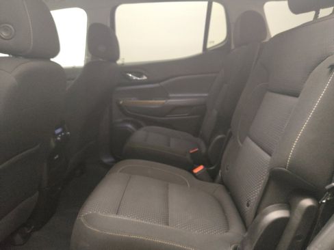 Used 2022 GMC Acadia SLE w/ LPO, Floor Liner Package FWD image 18