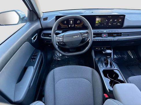 Used 2025 Kia K4 FWD image 20