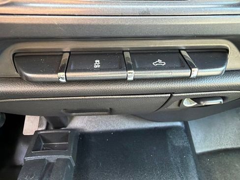 Used 2015 GMC Sierra 1500 4x4 Double Cab image 18