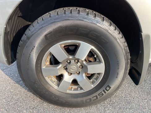 Used 2012 Nissan Xterra PRO-4X w/ Pro-4x Leather Pkg image 10