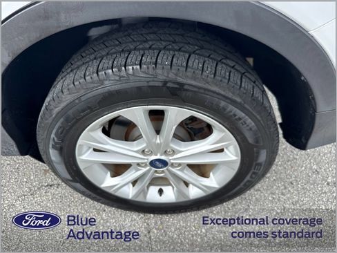Used 2018 Ford Escape SE FWD image 12