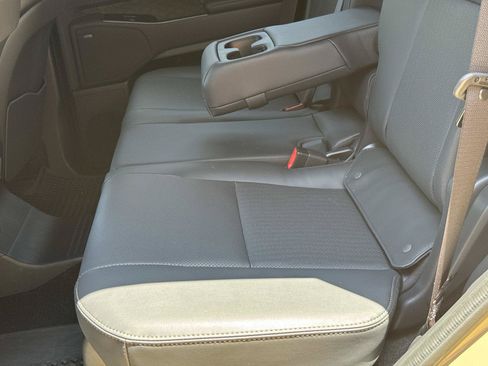 Certified 2025 Lexus GX 550 AWD/4WD image 17