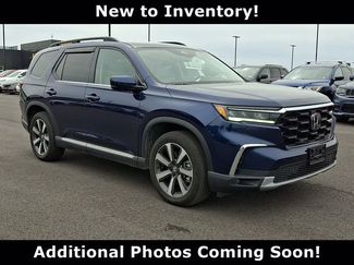 Used 2025 Honda Pilot Touring video 1