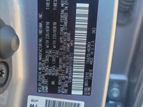 Certified 2023 Toyota Highlander XLE image 39