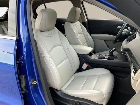 Used 2022 Cadillac XT4 Premium Luxury w/ Driver Awareness Package image 20