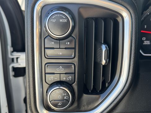 Used 2023 Chevrolet Silverado 2500 LT image 24