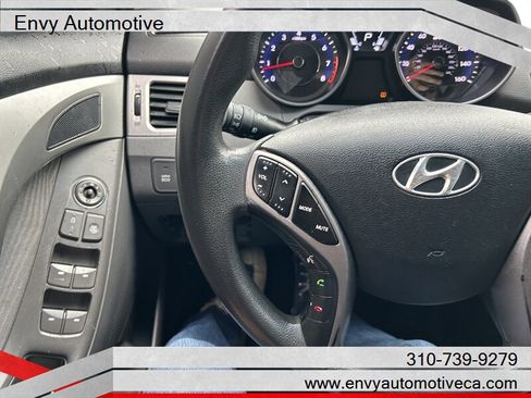 Used 2013 Hyundai Elantra GLS w/ Preferred Pkg image 28