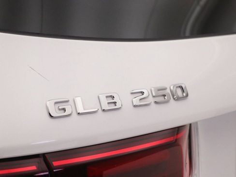 Used 2026 Mercedes-Benz GLB 250 image 22