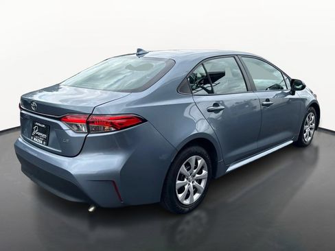 Used 2023 Toyota Corolla LE FWD image 3