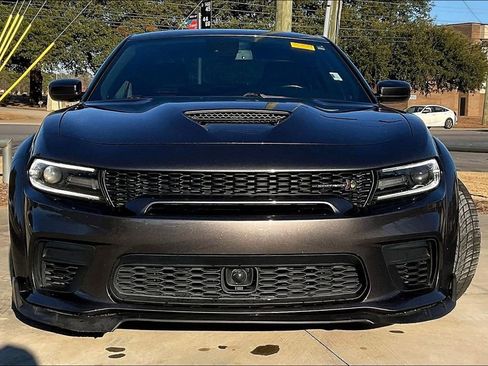 Used 2020 Dodge Charger Scat Pack image 2