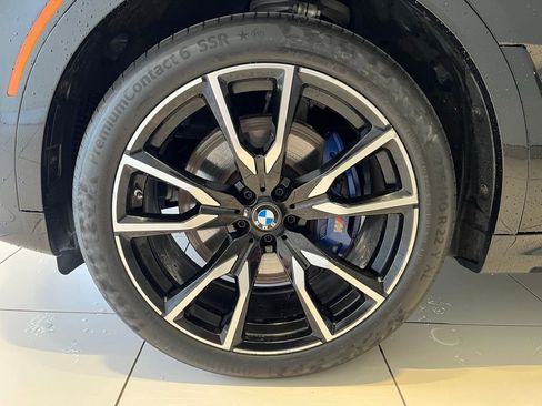 Used 2022 BMW X7 xDrive40i AWD/4WD image 16