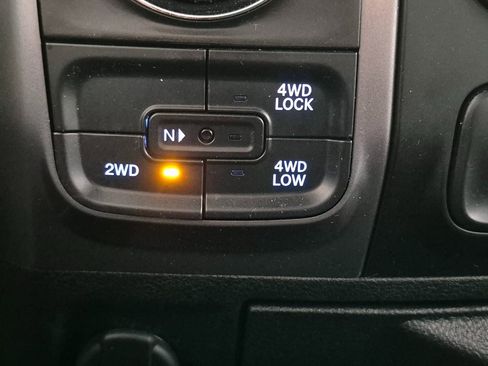 Used 2021 RAM 1500 Classic Warlock image 17