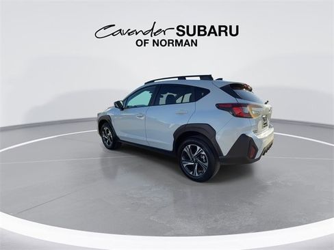 Used 2026 Subaru Crosstrek 2.0i Premium image 6