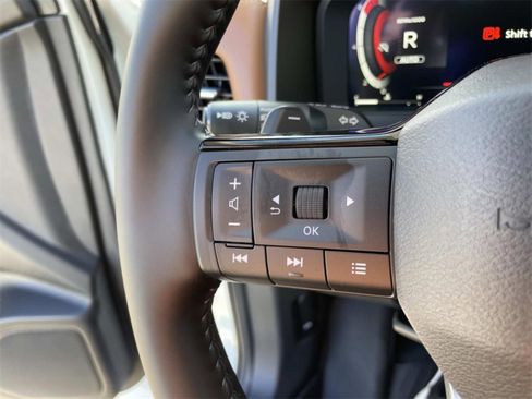 New 2026 Nissan Rogue Platinum image 28