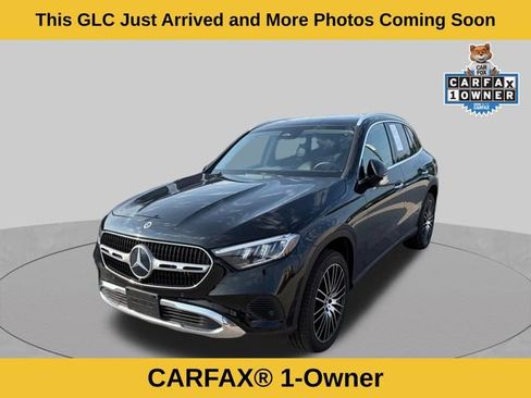 Used 2023 Mercedes-Benz GLC 300 image 2