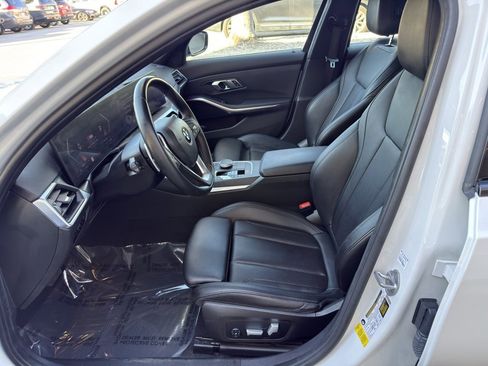 Used 2023 BMW 330i Sedan w/ Driving Assistance Package image 16