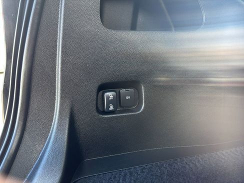 Used 2024 Ford Edge SEL AWD/4WD image 15
