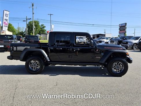 New 2025 Jeep Gladiator Mojave w/ Convenience Group image 12