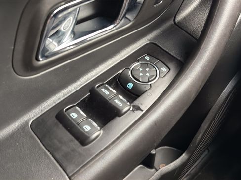 Used 2016 Ford Taurus SHO w/ Equipment Group 401A AWD/4WD image 29