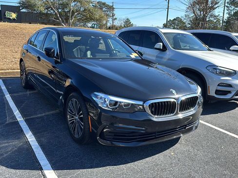 Used 2019 BMW 540i image 3