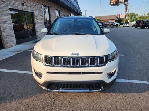 Used 2018 Jeep Compass Limited AWD/4WD image 7