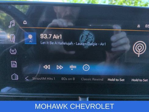 Used 2024 Chevrolet Trax RS w/ Driver Confidence Package FWD image 14