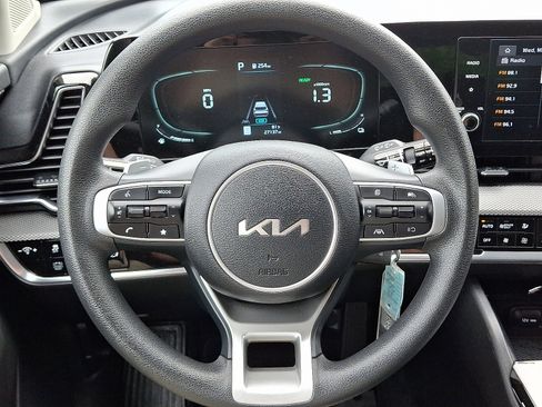 Used 2023 Kia Sportage LX AWD/4WD image 19