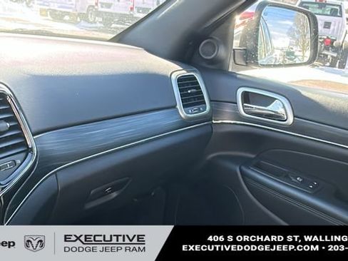 Used 2021 Jeep Grand Cherokee Limited image 20