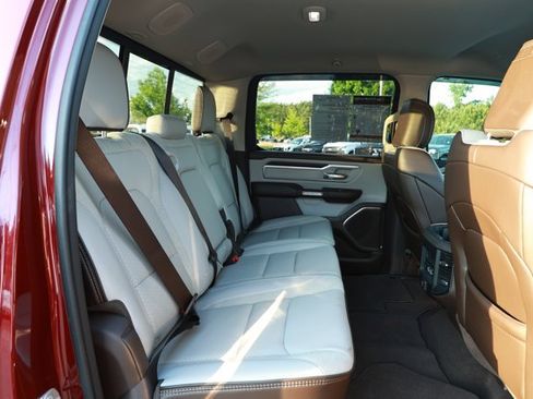 Used 2025 RAM 1500 Laramie image 27