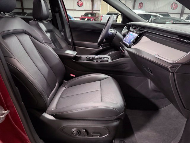 Used 2026 Jeep Cherokee Limited AWD/4WD image 16
